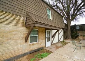 Building Photo - 601 George Ave