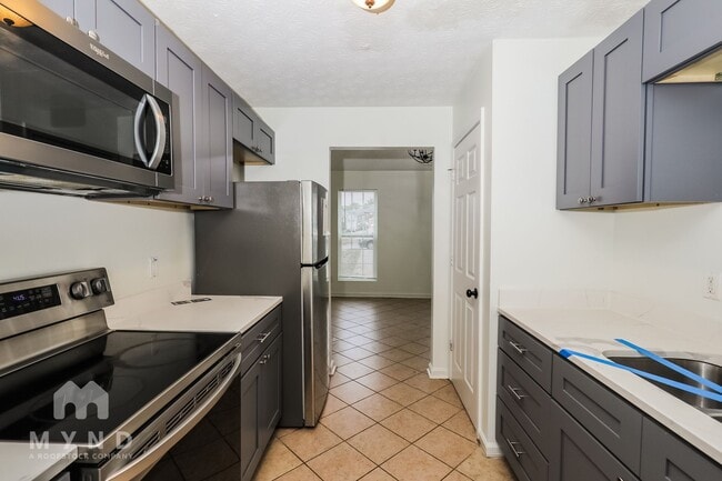 Photo - 1324 Hollenbeck Ln