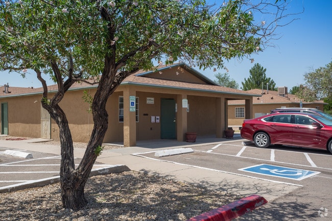 Photo - Milagro Apartments