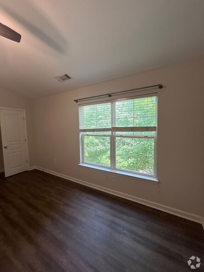 Building Photo - 01-204 Fishman Unit 01-204 - B Rental