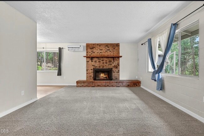981 Upper Applegate Rd