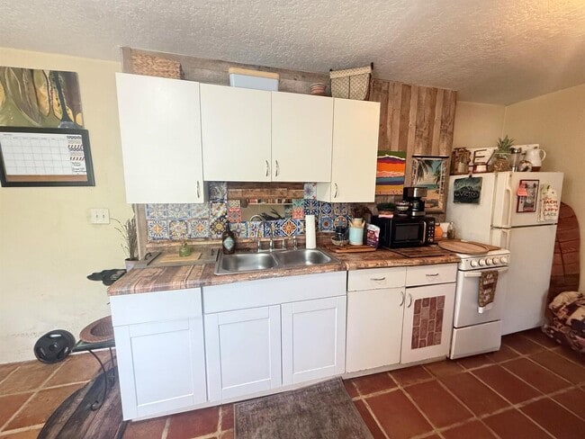 Photo - 407 W Palm St
