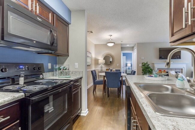 Building Photo - Wilde Lake Apartments