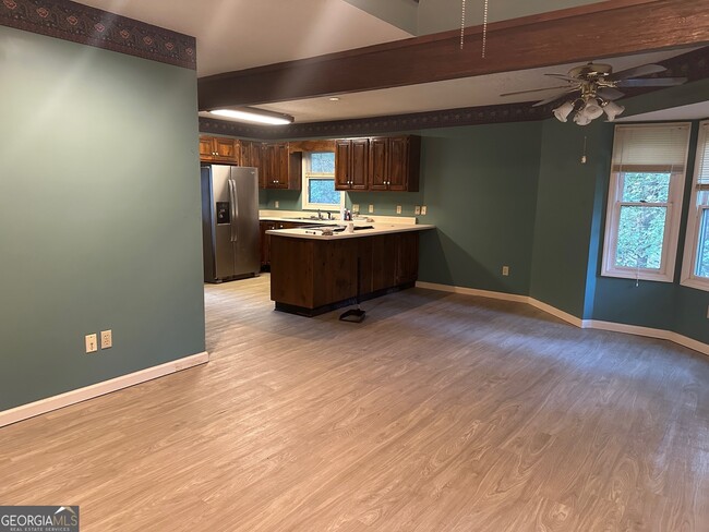 Photo - 303 Westbrooke Dr