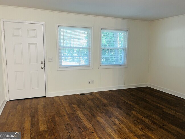 45 Westgate Cir