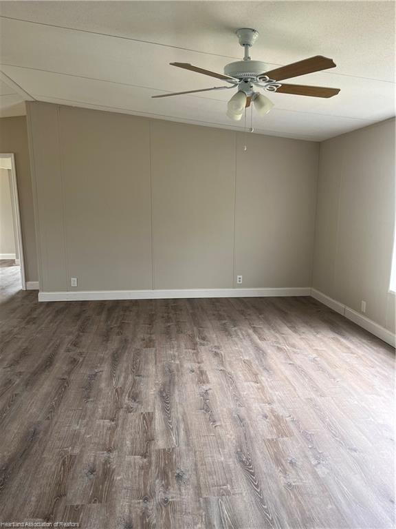 Building Photo - 3-Bedroom and 2 Bathroom Mobilehome