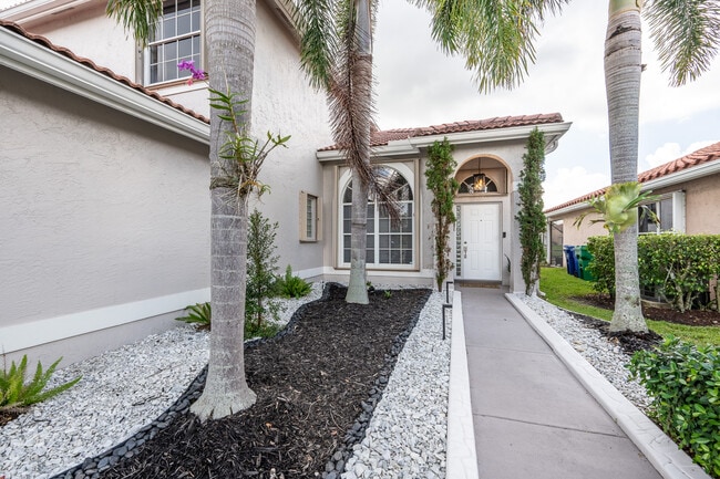 Photo - 18004 SW 20th St