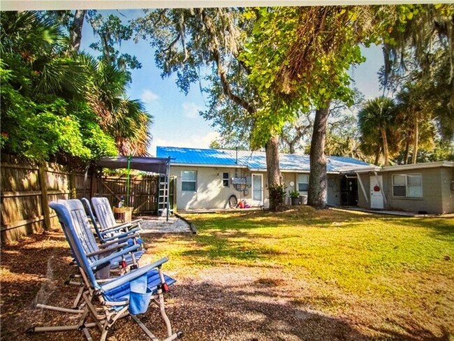 Photo - 2157 10th Ave