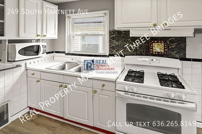 Photo - 249 S Hartnett Ave