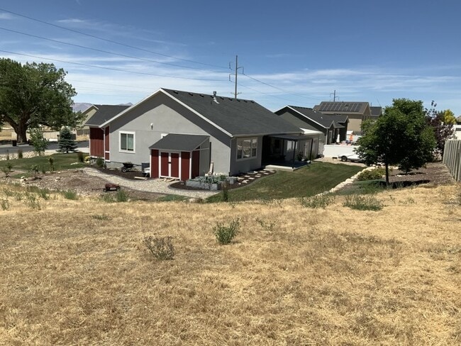 Photo - 8380 Lakeshore Dr