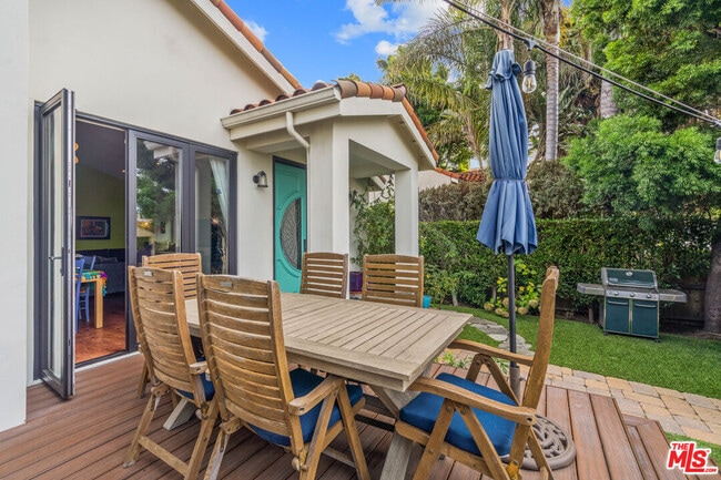 Photo - 2464 Glyndon Ave