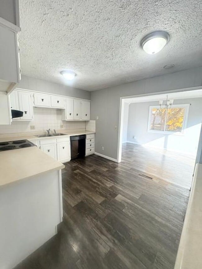 Photo - Split Level 4 Bedroom