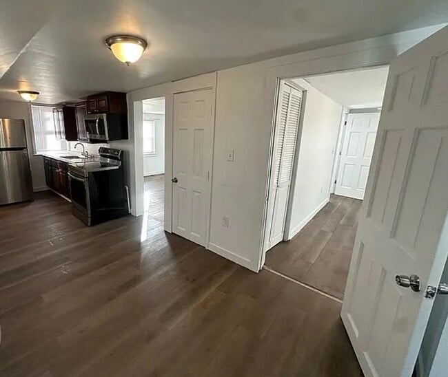 Photo - 34 Pleasant St Unidad 30-34 Pleasant