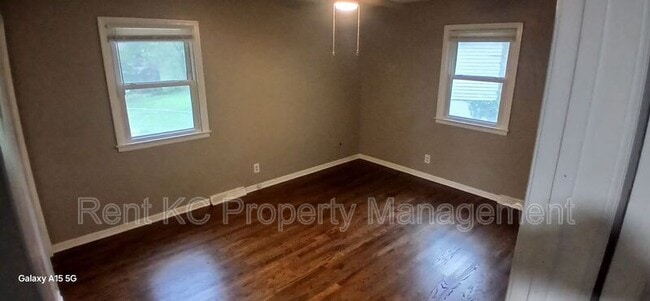 Photo - 7201 Hardy Ave