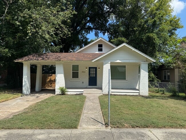 Building Photo - 2554 Selman Ave
