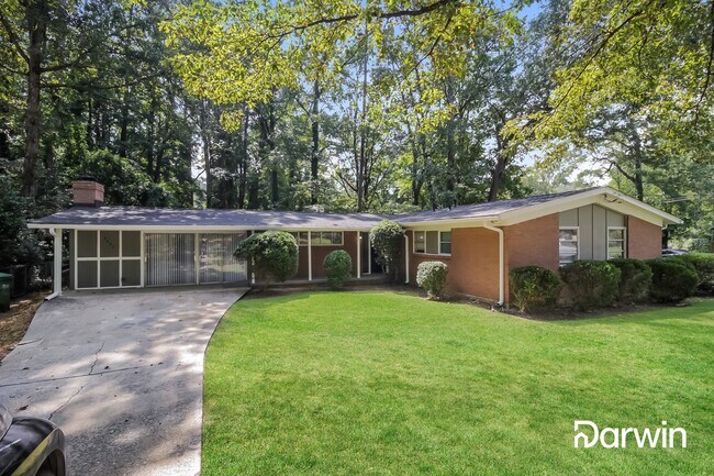 4602 Santa Fe Trl Sw, Atlanta, GA 30331 - 4602 Santa Fe Trl Sw, Atlanta, GA 30331 House