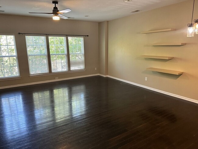 Photo - Amazing Three Bedroom Townhome in Southend!