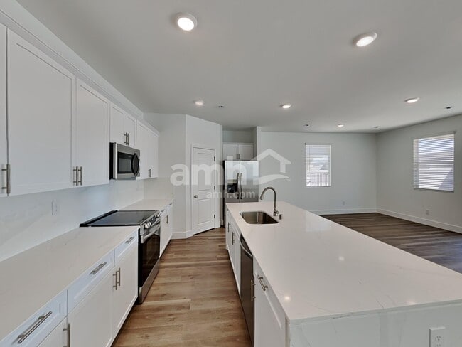 Photo - 8385 Buckskin Clf Ave