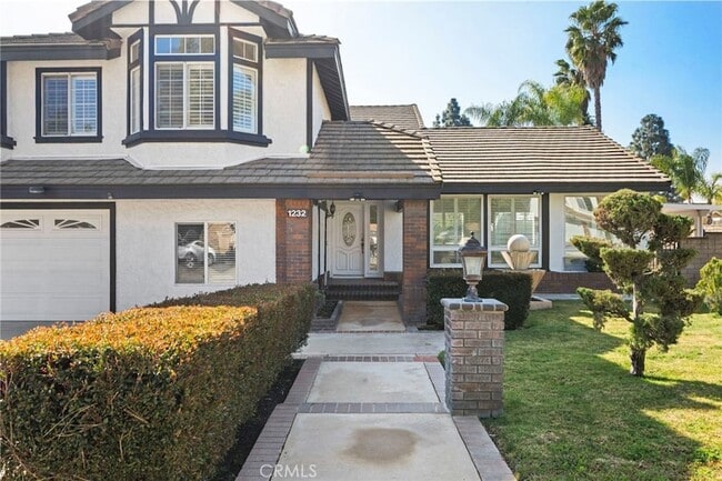 Photo - 1232 Meadow Ct