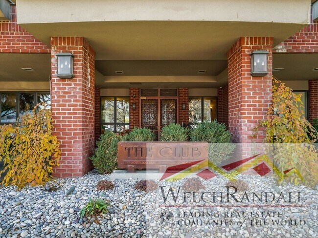 Photo - Spacious 2-Bedroom Condo in Prime Downtown Location! Unit 405