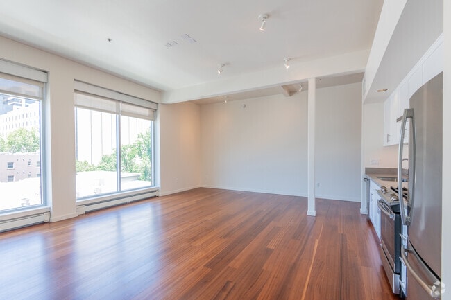 1HAB, 1BA - The Elliott Building