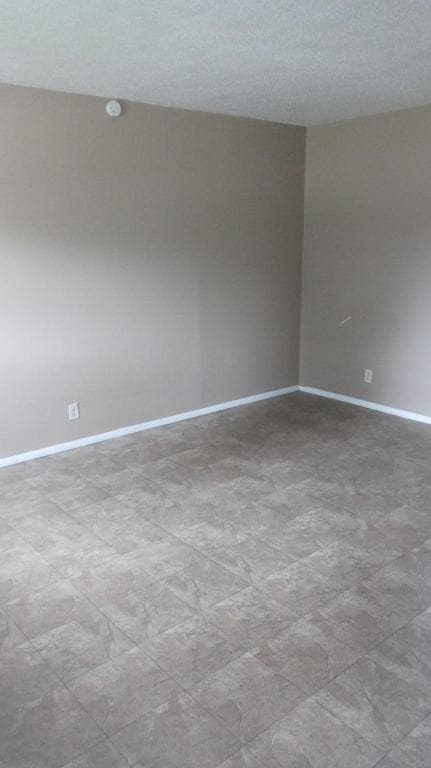 Photo - 205 S 2nd St