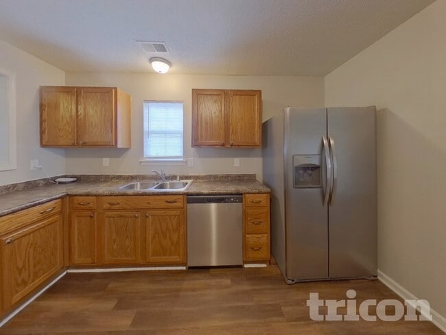 Photo - 216 Meyer Ln