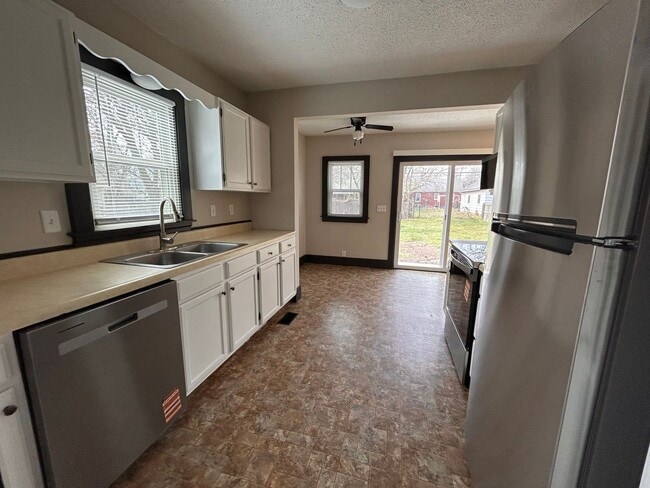 Photo - Cute 2 Bedroom 1 Bath Home