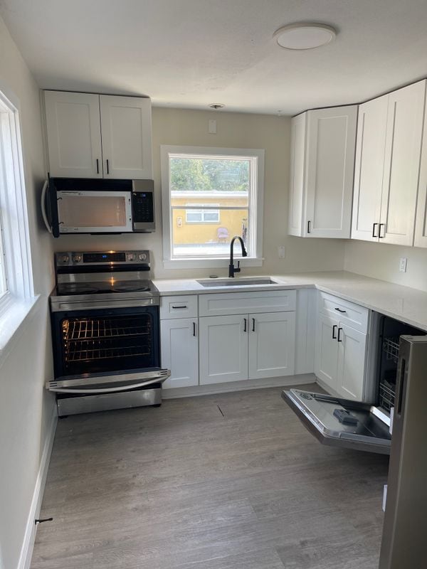 Photo - 811 Lotus Path