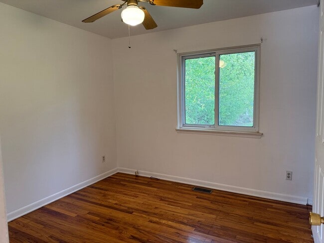 Photo - 3 bedroom 1 bath, fenced in back yard, one car attached garage