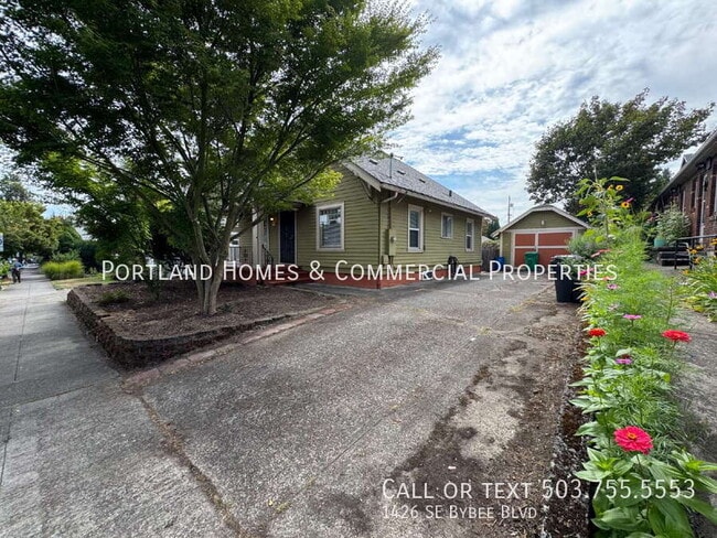 Building Photo - 1426 SE Bybee Blvd Rental
