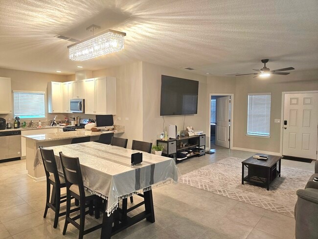 Photo - 75442 Berryhill Aly