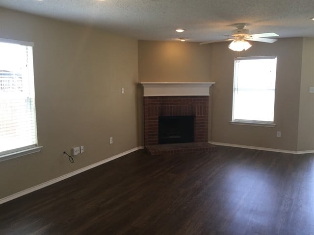 Photo - 214 Gayleh Ln