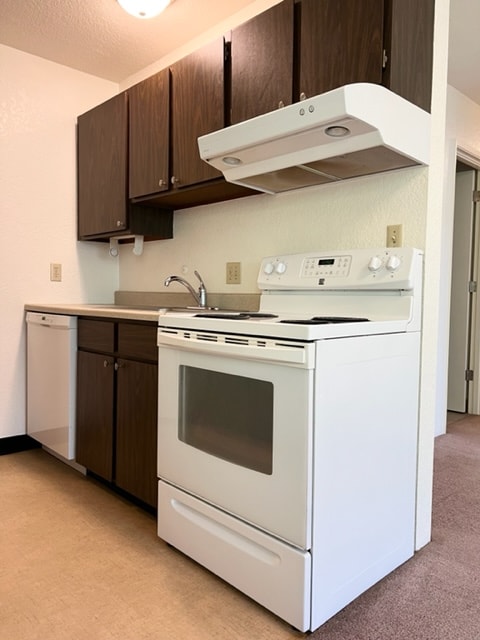 Photo - 3933 1st Ave NE Apartamento Unidad #313