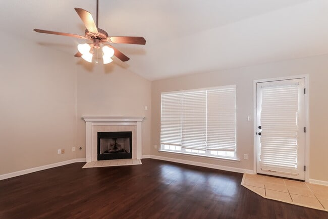Photo - 5467 Milton Ridge Dr