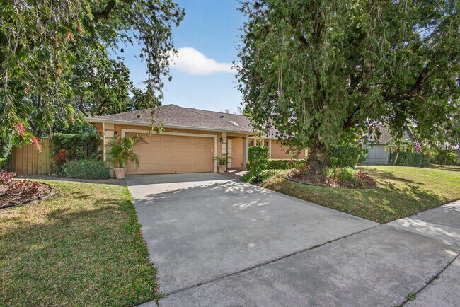 Building Photo - 1776 The 12th Fairway