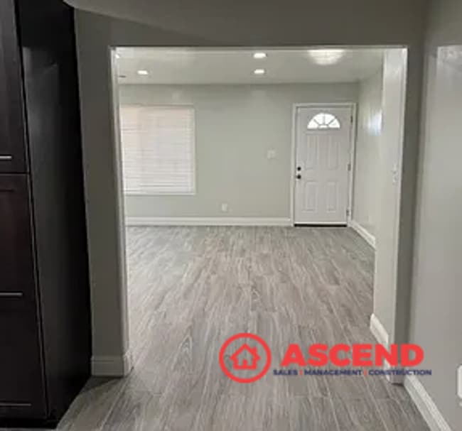 Photo - Beautiful 3 Berrom Home Off Manor St.