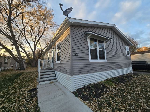 Building Photo - 11164 4th St NE