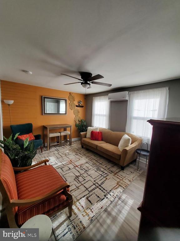 Building Photo - 3428 7th St