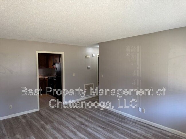 Photo - 2187 Dugan St