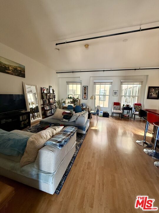 Photo - 253 S Broadway Unit 408