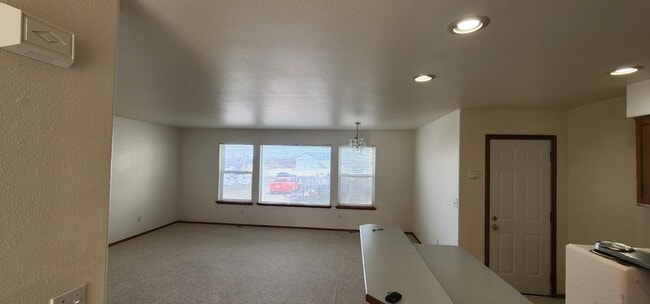 Photo - 1326 S Skyline Dr