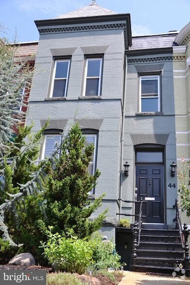 Building Photo - 44 R St NE Rental