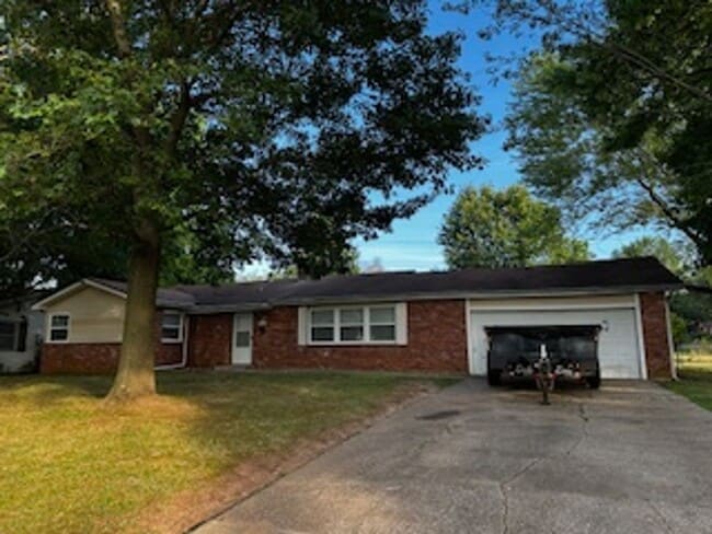 Newly Remodeled Home – Conveniently Located! - Newly Remodeled Home – Conveniently Located!