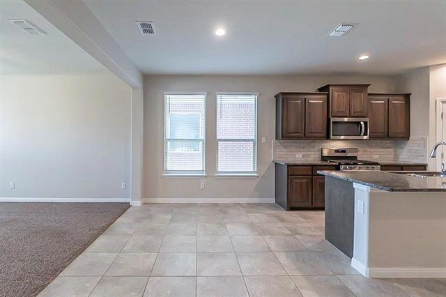 Photo - 16141 Bronte Lane