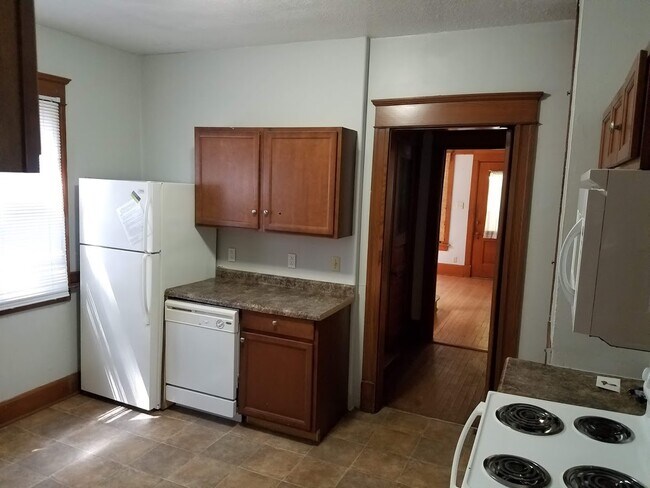 Photo - 309 Fairchild St