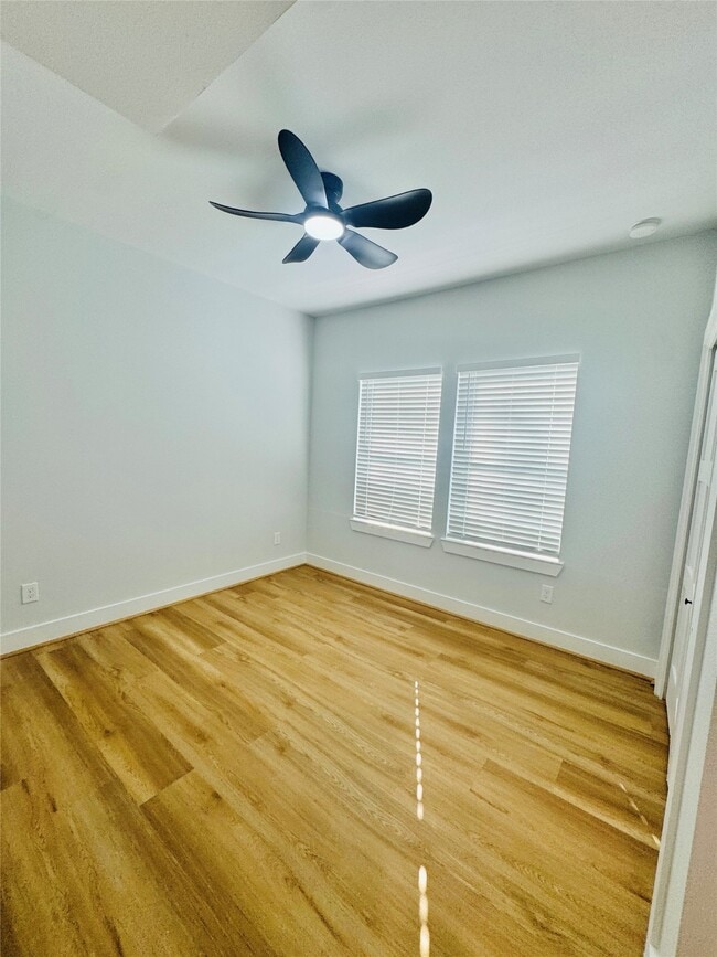 Photo - 9362 Starfire Ln