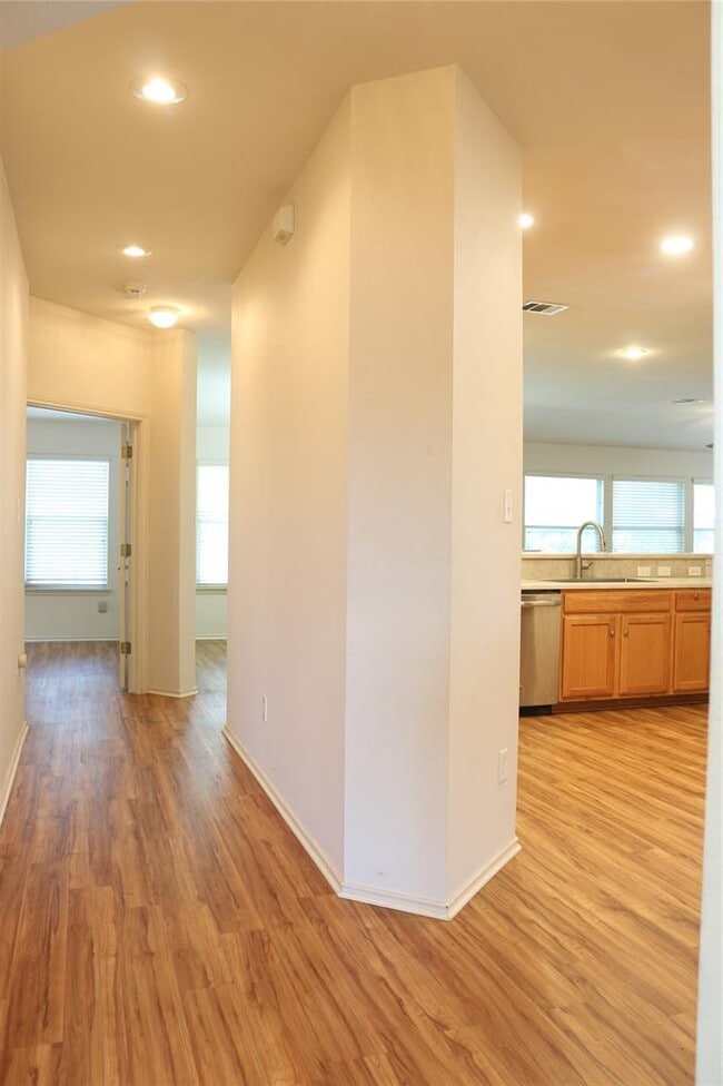 Photo - 1811 W Pflugerville Pkwy