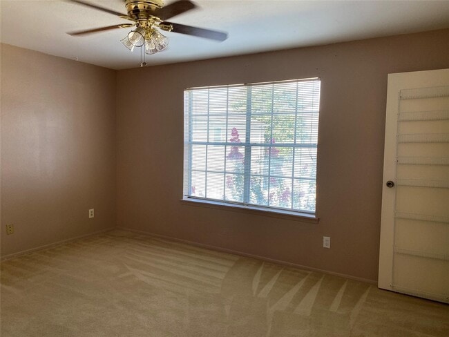 Photo - 7709 Cambridge St Unit 7709
