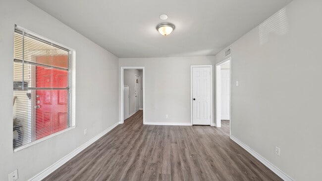 Photo - 1236 2nd Ave N